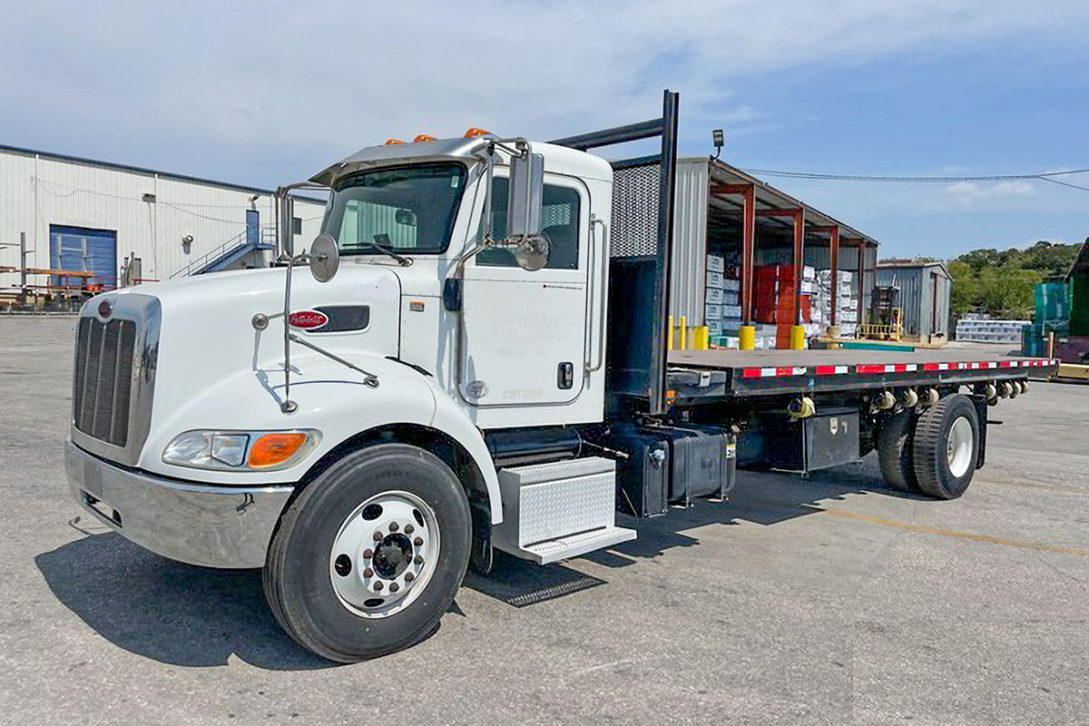 Used 2018 Peterbilt 337